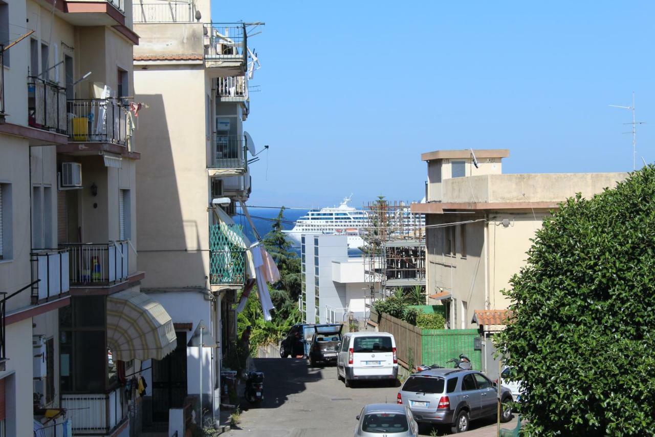 Naxos Laguna Beach 贾迪尼-纳克索斯 外观 照片